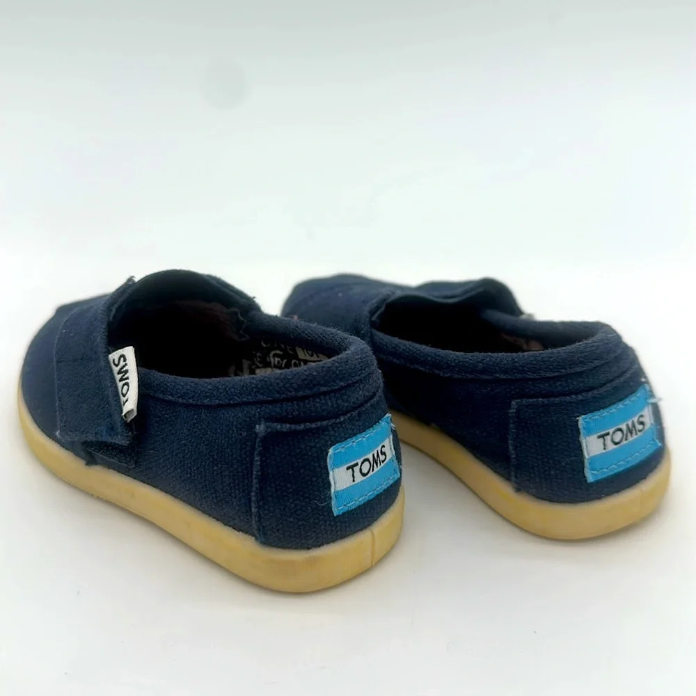 TOMS Blue Baby Walker Slip-On Shoes Toddler Size T 5